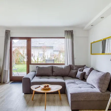 Appartement Alluring Holiday In With Garden